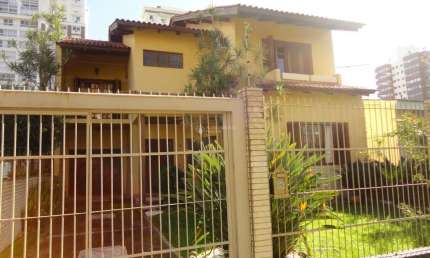 Casa em condomínio fechado com 3 quartos à venda na Rua Azevedo Sodré, 335, Passo da Areia, Porto Alegre, 330 m2 por R$ 1.300.000