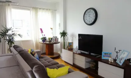 Apartamento com 2 quartos à venda na avenida senador salgado filho, 257, centro histórico, porto alegre, 63 m2 por r$ 299.000