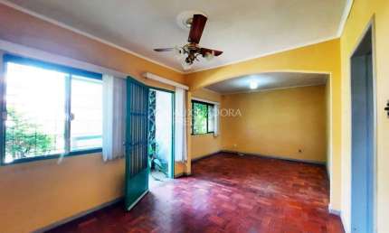 Casa com 3 quartos à venda na Rua da Graça, 191, Jardim Floresta, Porto Alegre, 90 m2 por R$ 500.000