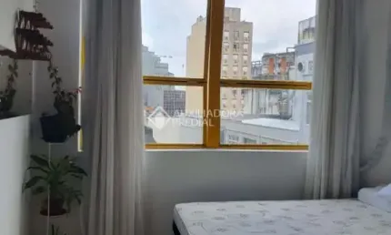 Apartamento com 1 quarto à venda na Rua Doutor Flores, 330, Centro Histórico, Porto Alegre, 20 m2 por R$ 160.000
