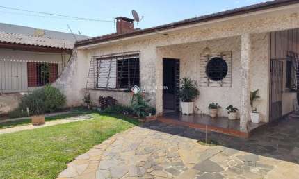 Casa com 3 quartos à venda na Rua Júlio de Castilhos, 1064, Niterói, Canoas, 210 m2 por R$ 598.000