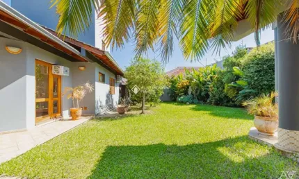 Casa com 3 quartos à venda na Rua dos Girassóis, 242, Igara, Canoas, 274 m2 por R$ 1.510.000