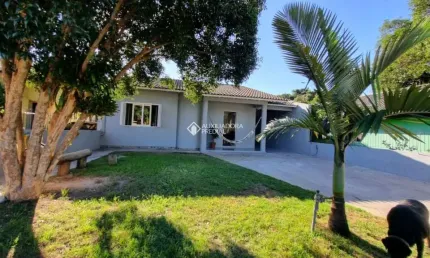 Casa com 5 quartos à venda na Rua Princesa Isabel, 1133, Fátima, Canoas, 200 m2 por R$ 532.000