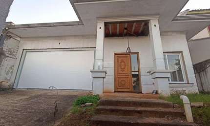 Casa com 2 quartos à venda na Rua Venezuela, 414, São José, Canoas, 210 m2 por R$ 1.100.000