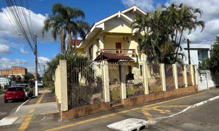 Casa com 3 quartos à venda na Guarulhos, 96, Parque Florido, Gravataí, 274 m2 por R$ 1.040.000