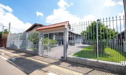 Casa com 3 quartos à venda na Rua Jerônimo Timóteo da Fonseca, 209, São Jerônimo, Gravataí, 296 m2 por R$ 1.100.000