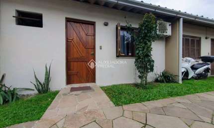 Casa em condomínio fechado com 1 quarto à venda na Rua Tuiuti, 416, Nossa Senhora das Graças, Canoas, 44 m2 por R$ 160.000