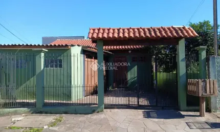 Casa com 3 quartos à venda na Rua Santa Fé, 380, Olaria, Canoas, 84 m2 por R$ 330.000