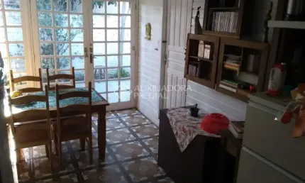 Casa em condomínio fechado com 2 quartos à venda na Rua Jorge Amado, 52, Harmonia, Canoas, 84 m2 por R$ 306.000