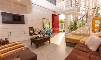 Casa em condomínio fechado com 4 quartos à venda na Rua Santa Cruz, 325, Niterói, Canoas, 328 m2 por R$ 1.900.000