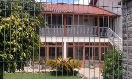 Casa com 4 quartos à venda na Avenida Farroupilha, 6251, Marechal Rondon, Canoas, 240 m2 por R$ 1.250.000