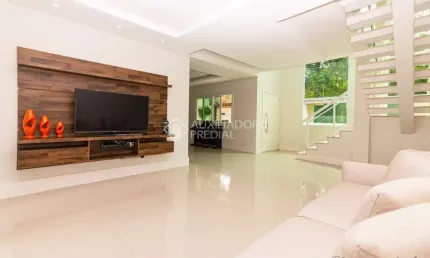 Casa com 3 quartos à venda na Avenida Inconfidência, 1735, Marechal Rondon, Canoas, 339 m2 por R$ 2.350.000