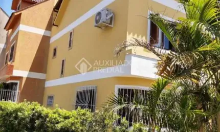 Casa com 3 quartos à venda na Rua Helio Felix Frey, 195, Espírito Santo, Porto Alegre, 150 m2 por R$ 490.000