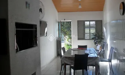 Casa com 3 quartos à venda na Rua Teófilo Otoni, 200, São Luis, Canoas, 200 m2 por R$ 600.000