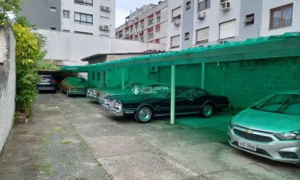 Casa com 2 quartos à venda na Rua Coronel Feijó, 202, São João, Porto Alegre, 55 m2 por R$ 800.000
