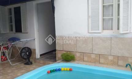 Casa em condomínio fechado com 5 quartos à venda na Rua Antônio Álvares Pereira Coruja, 123, Jardim Itu Sabará, Porto Alegre, 210 m2 por R$ 585.000
