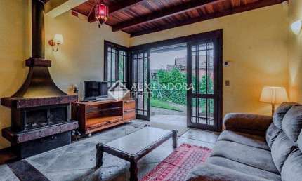 Casa em condomínio fechado com 2 quartos à venda na JOSE GALDINO DA ROSA, 102, Centro, Canela, 75 m2 por R$ 490.000