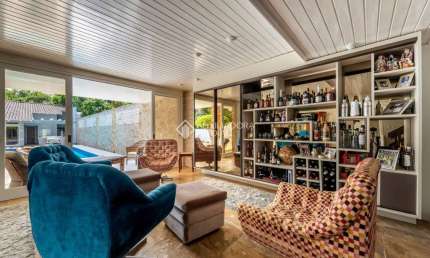Casa com 5 quartos à venda na Avenida Saul Nonnenmacher, 98, Ipanema, Porto Alegre, 700 m2 por R$ 1.700.000