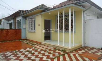 Casa com 2 quartos à venda na Avenida Engenheiro José Maria de Carvalho, 149, Vila Ipiranga, Porto Alegre, 152 m2 por R$ 620.000