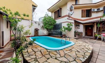 Casa com 3 quartos à venda na Rua Azevedo Sodré, 207, Passo da Areia, Porto Alegre, 199 m2 por R$ 1.285.000