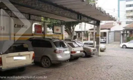 Terreno em condomínio fechado à venda na Rua Álvares de Azevedo, 84, Auxiliadora, Porto Alegre, 541 m2 por R$ 2.540.000