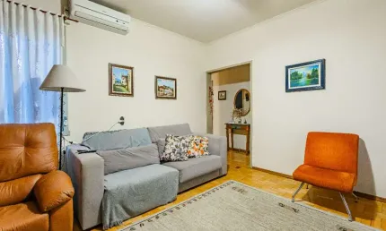 Casa com 3 quartos à venda na Rua Líbia, 346, Vila Ipiranga, Porto Alegre, 230 m2 por R$ 900.000