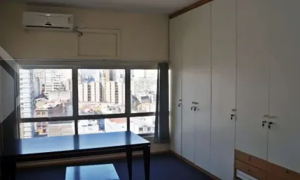 Sala comercial à venda na rua chaves barcelos, 36, centro histórico, porto alegre, 51 m2 por r$ 290.000