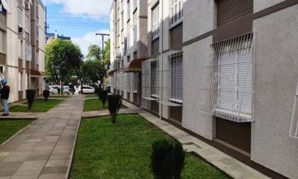 Apartamento com 2 quartos à venda na Rua Gomes de Freitas, 173, Jardim Itu Sabará, Porto Alegre, 44 m2 por R$ 215.000