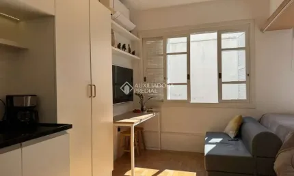 Apartamento com 1 quarto à venda na Rua Santo Antônio, 782, Floresta, Porto Alegre, 23 m2 por R$ 229.000