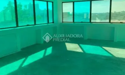 Sala comercial à venda na rua santa catarina, 40, santa maria goretti, porto alegre, 52 m2 por r$ 380.000