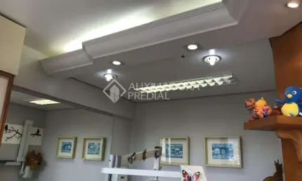 Sala comercial à venda na avenida protásio alves, 2715, petrópolis, porto alegre, 25 m2 por r$ 295.000