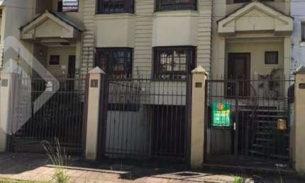 Casa em condomínio fechado com 4 quartos à venda na Rua Doutor Galdino Nunes Vieira, 273, Jardim Itu Sabará, Porto Alegre, 297 m2 por R$ 840.000