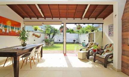 Casa em condomínio fechado com 3 quartos à venda na Rua Deputado Hugo Mardini, 1780, Passo das Pedras, Porto Alegre, 191 m2 por R$ 870.000