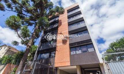 Sala comercial à venda na Avenida Itaqui, 72, Petrópolis, Porto Alegre, 25 m2 por R$ 96.000