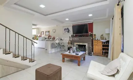 Casa com 3 quartos à venda na Rua Monteiro Lobato, 303, Partenon, Porto Alegre, 308 m2 por R$ 1.160.000