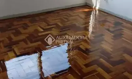 Apartamento com 2 quartos à venda na Rua Nove de Junho, 143, Vila São José, Porto Alegre, 62 m2 por R$ 235.000