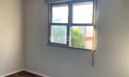 Apartamento com 2 quartos à venda na travessa escobar, 449, camaquã, porto alegre, 48 m2 por r$ 147.000