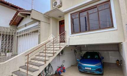 Casa com 3 quartos à venda na Avenida Senador Daniel Krieger, 23, Jardim Itu Sabará, Porto Alegre, 133 m2 por R$ 850.000