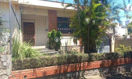 Casa com 3 quartos à venda na Rua Roque Calage, 379, Passo da Areia, Porto Alegre, 200 m2 por R$ 1.100.000