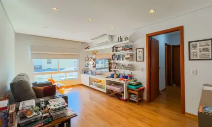 Apartamento com 3 quartos à venda na avenida lageado, 460, petrópolis, porto alegre, 100 m2 por r$ 670.000