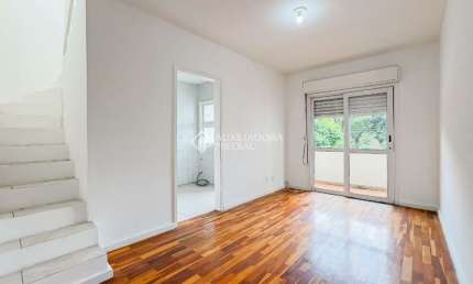 Cobertura com 2 quartos à venda na Rua Roque Calage, 774, Passo da Areia, Porto Alegre, 102 m2 por R$ 526.000