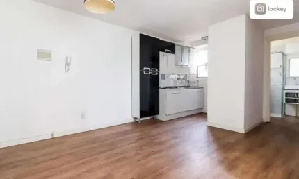 Apartamento com 2 quartos à venda na Rua Vinte e Seis de Março, 415, Mário Quintana, Porto Alegre, 41 m2 por R$ 100.000