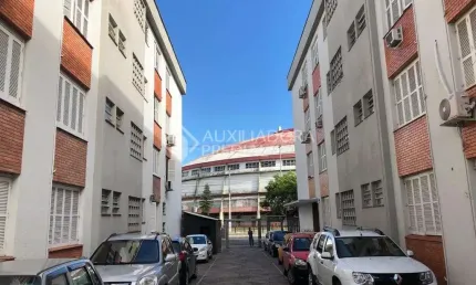 Apartamento com 2 quartos à venda na Avenida Padre Cacique, 724, Praia de Belas, Porto Alegre, 74 m2 por R$ 234.000
