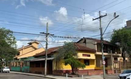Casa em condomínio fechado com 3 quartos à venda na Rua Gomes de Freitas, 442, Jardim Itu Sabará, Porto Alegre, 275 m2 por R$ 780.000