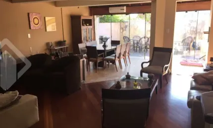 Casa em condomínio fechado com 4 quartos à venda na Rua Manoel Lopes Meirelles, 68, Jardim Itu Sabará, Porto Alegre, 181 m2 por R$ 1.000.000