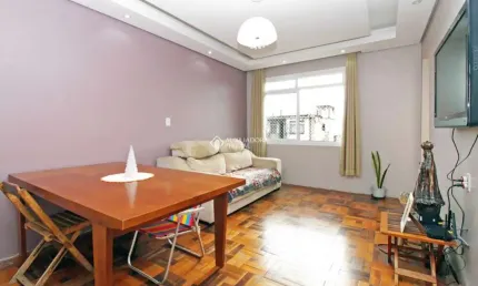 Apartamento com 2 quartos à venda na Rua Visconde do Rio Branco, 256, Floresta, Porto Alegre, 59 m2 por R$ 210.000