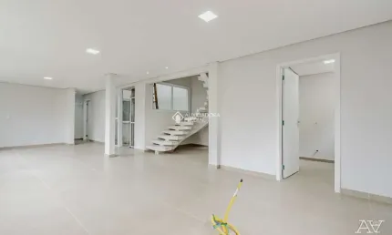 Casa com 3 quartos à venda na Rua Euclydes Moura, 44, Partenon, Porto Alegre, 220 m2 por R$ 890.000