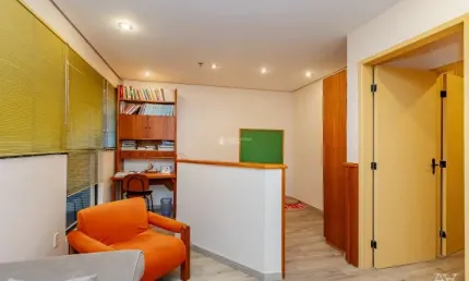 Sala comercial à venda na Rua Vinte e Quatro de Outubro, 838, Moinhos de Vento, Porto Alegre, 29 m2 por R$ 301.000