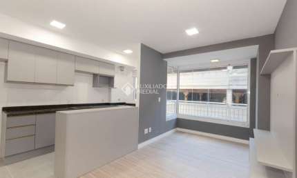 Apartamento com 2 quartos à venda na Rua Airton Ferreira da Silva, 295, Humaitá, Porto Alegre, 45 m2 por R$ 275.900