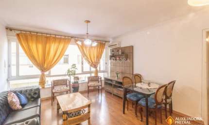 Apartamento com 3 quartos à venda na Rua Vinte e Quatro de Outubro, 615, Moinhos de Vento, Porto Alegre, 97 m2 por R$ 890.000
